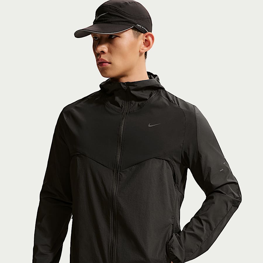 Nikeが通気性を自動でコントロールできる最新のアパレル技術